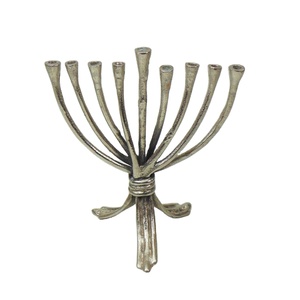 Candelabro Decorativo de Metal con Acabado Antiguo de Latón, 9 Brazos, para Velas, Religioso, para Hanukkah, Fabricante - Product Image 1