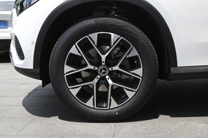 Depósito para Mercedes-Benz <span class=keywords><strong>GLC</strong></span> 260 <span class=keywords><strong>Híbrido</strong></span> 155kW 350N.m 9AT 48V <span class=keywords><strong>Híbrido</strong></span> Ligero con Techo Panorámico de Cuero y Bajo Kilometraje - Product Image 4