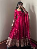 Robe longue Anarkali de style indien traditionnel avec broderie, dupatta de créateur, Anarkali prêt-à-porter