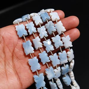 Perles de pierres précieuses en opale bleue naturelle sculptées en forme de fleur, 11 mm, 12 mm, perles sculptées à la main pour la création de bijoux, brin de 8 pouces, prix de gros - Product Image 1