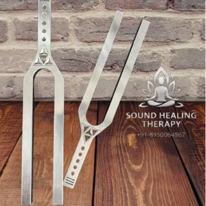 ส้อมเสียงยูนิคอร์นขนาดใหญ่ทำจากสแตนเลสสตีลแบบด้านเดียว รูปทรงกุญแจ DNA – ความถี่สองด้าน D 528Hz และ A 432Hz (ขนาดใหญ่) - Product Image 1