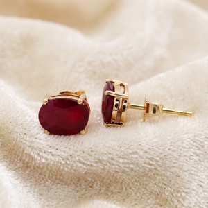 Pendientes de Oro Amarillo Sólido de 14K con Rubí Ovalado Natural de 4 Puntas, Joyería Fina, Memoria Jewels - Product Image 4
