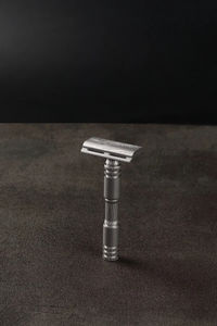 Maquinilla de Afeitar de Seguridad Profesional de Alta Calidad, Versión Clásica de Doble Filo de Acero Inoxidable, Maquinilla de Afeitar Ghost para Hombres y Mujeres - Product Image 3