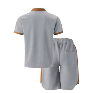 ชุดเซ็ตสองชิ้นแฟชั่นใหม่สำหรับผู้ชาย เสื้อโปโลแขนสั้นคอปกพับได้ และกางเกงขาสั้น ชุดลำลองฤดูร้อนแบบสองชิ้น - Product Image 4