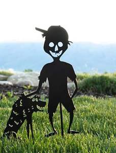 Décorations de jardin d'Halloween en fer forgé, idéales pour les célébrations extérieures sur le thème de l'horreur avec des éléments de décoration de jardin effrayants - Product Image 5