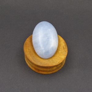 Piedra de Calcita Azul Natural Chakralume, Ovalada, Pulida a Mano, para Meditación, Reiki, Terapia de Energía de Chakras - Product Image 6