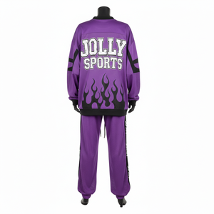 ชุดกางเกงเจอร์ซีย์ตาข่ายโพลีเอสเตอร์ระบายอากาศสำหรับผู้หญิง สีม่วงลายเปลวไฟ พร้อมแผงโลโก้แบบกำหนดเอง ชุดเซ็ตสำหรับผู้หญิง - Product Image 2