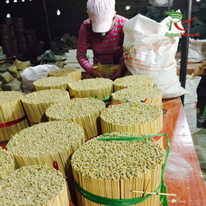 Palillos de bambú ecológicos totalmente naturales Estilo coreano Uso en fiestas Hecho en Vietnam Contacto WA + 84916930070 - Product Image 2