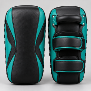 Guantes de Boxeo Tailandeses de Cuero en Color Verde Azulado y Negro con Correas Ajustables de Gancho y Bucle - Product Image 3