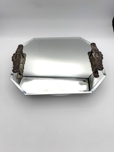 Bandeja de Almacenamiento Metálica Clásica con Espejo, Forma Poligonal, de Una Sola Capa, Acabado Pulido, para Uso en Mesa - Product Image 1