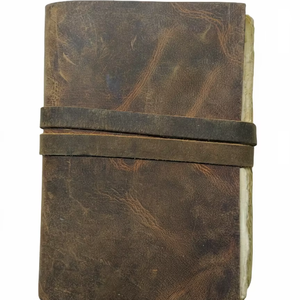 Diario de Cuero Genuino Hecho a Mano AAN Overseas Ventures con Cierre Antiguo, Cuaderno Rústico con Correa, 7x5 Pulgadas, para Viajes - Product Image 1