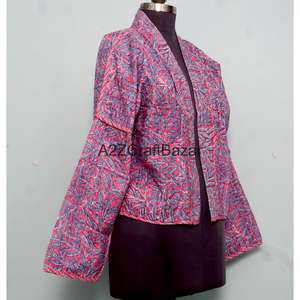 Chaqueta Acolchada Floral Kantha India Vintage Hecha a Mano 100% Algodón Puro, Ecológica y Transpirable para Todas las Temporadas, para Mujeres y Niñas - Product Image 4