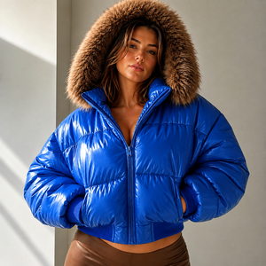 Veste matelassée en cuir bleu royal pour femme – Manteau d'hiver matelassé avec capuche en fausse fourrure - Product Image 5