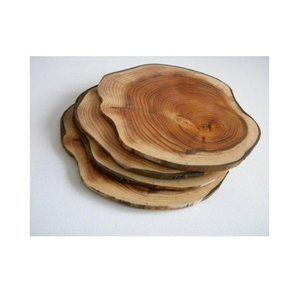 Elegantes posavasos de madera de nogal hechos a mano, superficie lisa y pulida, diseño ecológico y duradero de Blossom Craft India. - Product Image 4