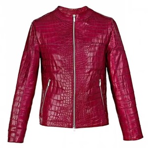Veste en cuir PU gaufré croco bordeaux pour homme, col montant, fermeture éclair sur le devant, style motard, coupe classique, pour l'automne - Product Image 1