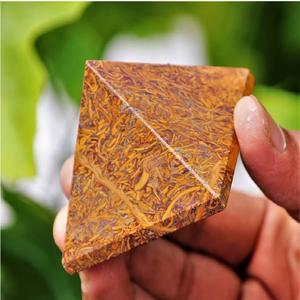 Pyramide de jaspe naturel Mariam, pierre de guérison polie pour la calligraphie, la méditation Reiki et la décoration énergétique, vente en gros - Product Image 4