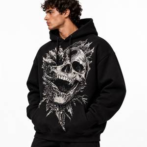 Sudadera con Capucha Negra Gótica para Hombre, Sudadera con Estampado de Calavera con Pedrería - Product Image 4
