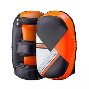 Guantes de Boxeo de Piel de Alta Calidad Hechos en Pakistán, MOQ Bajo, Guantes de Entrenamiento y Sparring, Mejores Precios al por Mayor para Boxeo y Artes Marciales - Product Image 6