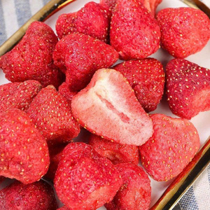 Disponible : Fraises lyophilisées écologiques et durables, tranches de fruits entiers, collation de haute qualité pour céréales et pâtisseries, vente en gros - Product Image 5