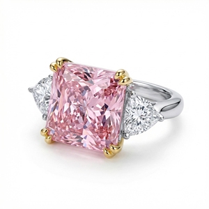 Anillo de Moissanita Rosa de Lujo con Corte Cojín y Piedras Laterales de Corte Pera, Engaste de Garras, Certificado GRA, Plata Bicolor, Pasa el Test de Diamantes - Product Image 4