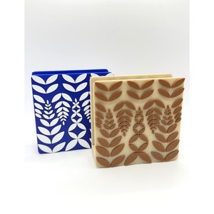 Boîte à mouchoirs en plastique moderne avec motif de feuilles, support décoratif autoportant - Product Image 2