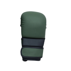 Gants de combat MMA en similicuir sur mesure de haute qualité, parfaits pour une utilisation professionnelle, avec logo personnalisé - Product Image 6