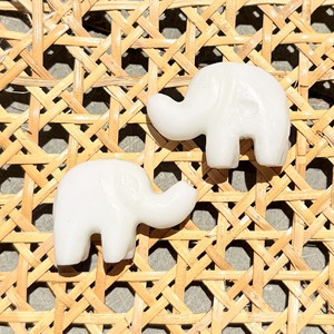 Figurine d'éléphant en agate blanche polie, sculptée à la main, pierre brute, pour la fabrication de bijoux, vente en gros - Product Image 2
