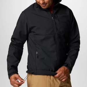 Chaqueta con Capucha Unisex Negra de Forro Polar, Cuello Alto, Cierre de Cremallera, Resistente al Viento, Informal, para Invierno, de Poliéster Tejido, con Logotipo Frontal - Product Image 5