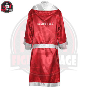 Nuevo Bata de Boxeo Unisex Roja de Poliéster Satinado con Capucha, Logotipo Personalizado Impreso, Bata de Entrada de Boxeo Duradera y Transpirable - Product Image 3