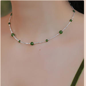 Collar de Estilo Chino Nuevo, Ligero y Lujoso, para Mujer, con Colgante Fino de Cielo Estrellado, Jade Verde Plateado Roto, Natural - Product Image 2