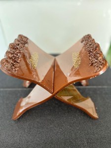Support de Coran avec calligraphie arabe dorée et sculptures décoratives, support de présentation de livre islamique traditionnel - Product Image 5
