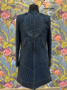 Traje Indo-Occidental Sherwani en Tela TR Lachko, Diseño de Ondas Fluidas en Verde Prusia, con Bordado de Cuentas de Vidrio en Tonos - Product Image 2