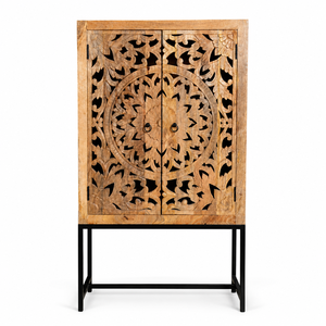 Armoire de rangement de chambre à coucher en bois de manguier massif sculpté à la main, grande capacité, avec portes à motifs floraux mandala et support en métal noir - Product Image 1