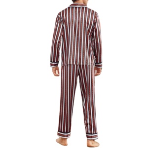 ชุดนอนผู้ชายพิมพ์ลายผ้าฝ้ายยี่ห้อ Kivotech พร้อมกระเป๋าหน้าอกอเนกประสงค์ ชุดนอนผู้ชายใส่สบาย ระบายอากาศได้ดี รับผลิตแบบ OEM - Product Image 1