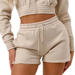 Ensemble de survêtement décontracté deux pièces pour femme, en coton épais, avec crop top imprimé et short, idéal pour le sport et l'entraînement, collection 2026 - Product Image 3