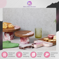 Support à gâteau en bois d'acacia et résine rose tourbillonnant, le plus vendu, avec piédestal, à prix avantageux pour les acheteurs sérieux