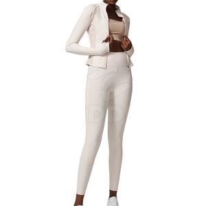 Entrenamiento de alta calidad Nuevo estilo Yoga Set Moda Mujer Yoga Set 2025 Active Wear Set Gym - Product Image 1