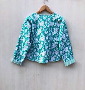 Chaleco de algodón acolchado estilo hippie bohemio con 4 botones, chaleco sin mangas de algodón, chaleco con estampado floral para mujer. - Product Image 5