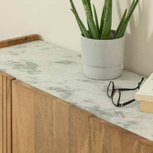 Aparador Vandana Stellar Pebble de madera de mango y mármol - Product Image 2