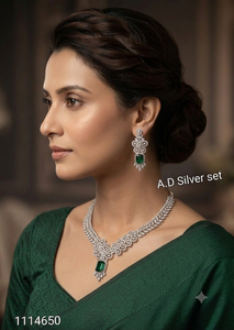 ชุดสร้อยคอจี้มรกตหรูหรา ประดับด้วยพลอยสีเขียว สำหรับเจ้าสาว งานแต่งงาน งานเลี้ยง ชุบโรเดียม สำหรับผู้หญิง ชุดของขวัญสำหรับผู้หญิง - Product Image 2