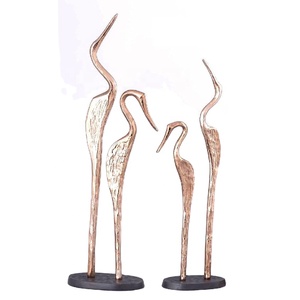Sculpture en aluminium moulé Craine, Statues et figurines en métal et laiton, Objets d'artisanat métallique pour la décoration intérieure - Product Image 4