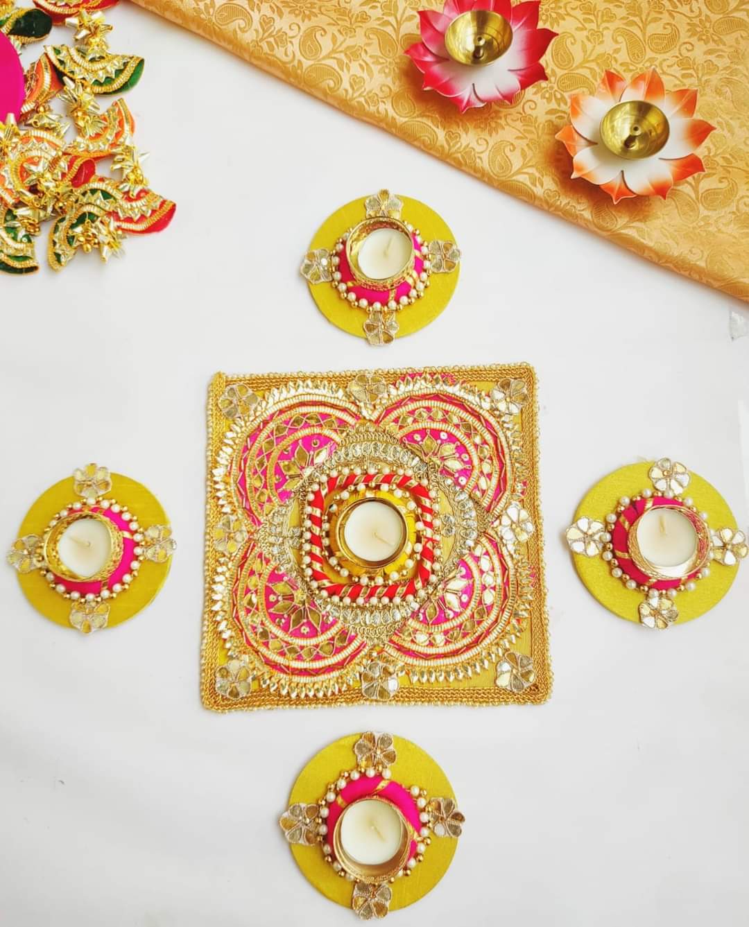 สีเหลือง