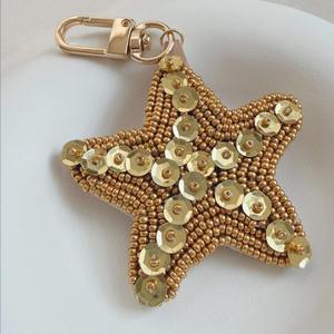 Lindo Llavero de Flores con Cuentas, Colgante para Bolso o Coche, Regalo para Mujer, Artesanía, Bordado de Flores con Cuentas de Semillas - Product Image 6