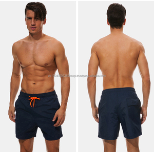 Bermuda en coton, lin, élasthanne pour homme, mode décontractée Whoopie Loopie conçu en Italie - Product Image 2