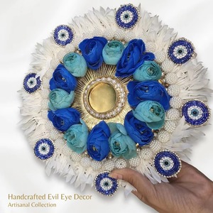 Support de bougie chauffe-plat artisanal en laiton écologique, motif œil porte-bonheur floral, plateau de fleurs bleu et blanc, base Diya pour Diwali, Noël, Pâques - Product Image 4