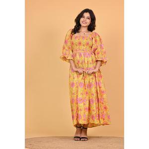 Vestido Maxi Amarillo Boho Floral de Algodón para Mujer, Cintura Elástica Fruncida, Manga 3/4, Decoración Floral, Hecho a Mano en India, Ropa de Verano - Product Image 2