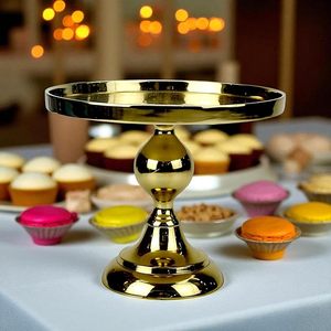 Support à gâteau de haute qualité pour la présentation de desserts, adapté pour les mariages, les anniversaires et l'utilisation en hôtel - Product Image 4