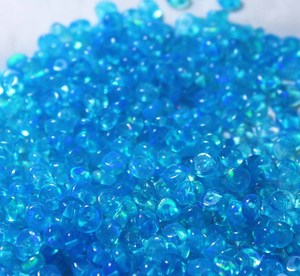 Perles d'opale naturelles éthiopiennes de qualité AAA, couleur Paraiba, fumées et traitées, forme ronde, 3-5 mm, lisses, percées au centre - Product Image 3