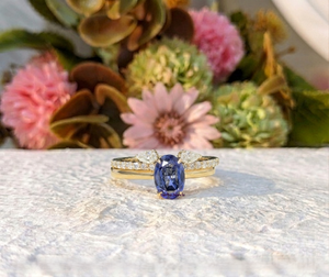 Anillo de Diamante Azul Ovalado Cultivado en Laboratorio VVS1, Corte Oval, Estilo Trillón, Conjunto de Joyería Nupcial, Banda de Oro de 14K para Mujer, Regalo de Aniversario de Bodas - Product Image 1