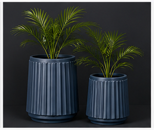 Pots à fleurs en fibre de verre blancs, design moderne, finition vernie, jardinières durables pour l'intérieur et l'extérieur, décoration pour la maison et le jardin - Product Image 2